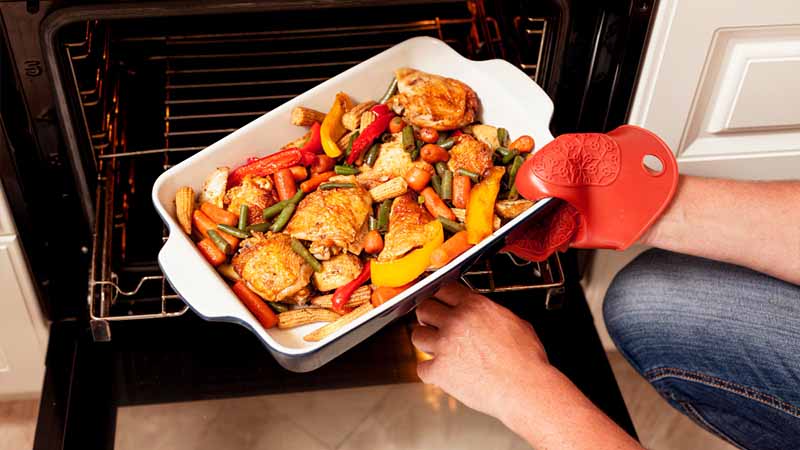 How to Reheat Leftover Food Without Drying It Out
