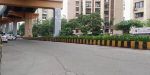 Lokhandwala Circle Andheri West – The Marshland That Became Bollywood’s Address, Oshiwara Junction and Mumbai’s Most Watched Neighbourhood Guide